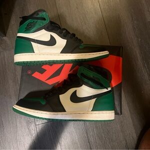 Pine Green Jordan 1s 1.0